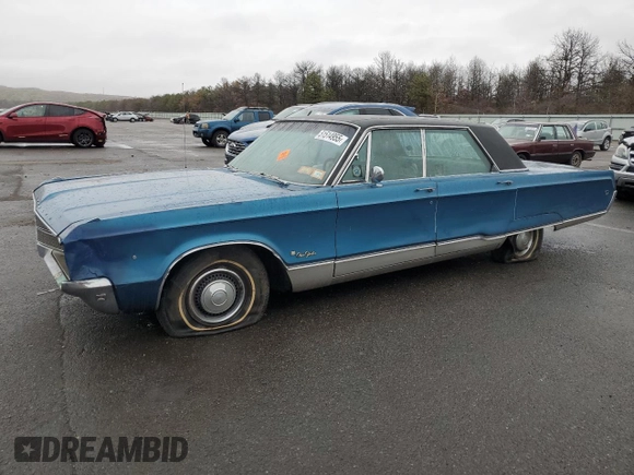 1968 Chrysler New Yorker z VIN CH3K8F117244, wystawiony jako Copart lot #51514955 z przebiegiem 95 618 mil mil oraz Tytuł czysty. Historia ofert i sprzedaży dostępna na DreamBid. Obrazek 1.
