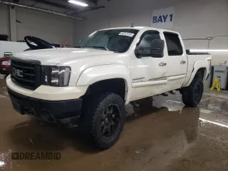 2013 GMC Sierra 1500 SLE z VIN 3GTP2VE79DG131537, wystawiony jako Copart lot #52317415 z przebiegiem 143 953 mil mil oraz Szkoda całkowita • Salvage title. Historia ofert i sprzedaży dostępna na DreamBid. Obrazek 1.