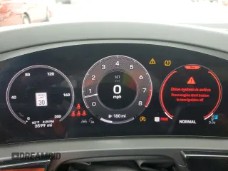 2024 Porsche Cayenne S z VIN WP1AL2AY7RDA33299, wystawiony jako Copart lot #60818305 z przebiegiem 3 599 mil mil oraz Nie do naprawy • Non repairable. Historia ofert i sprzedaży dostępna na DreamBid. Obrazek 9.