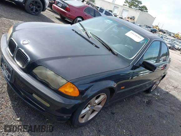 2001 BMW 3 Series 330i with VIN WBAAV534X1FK46390, listed as a IAAI auction lot 41620264 with 1 mi miles. Bid and sale history available at carsss.com. Image 2.