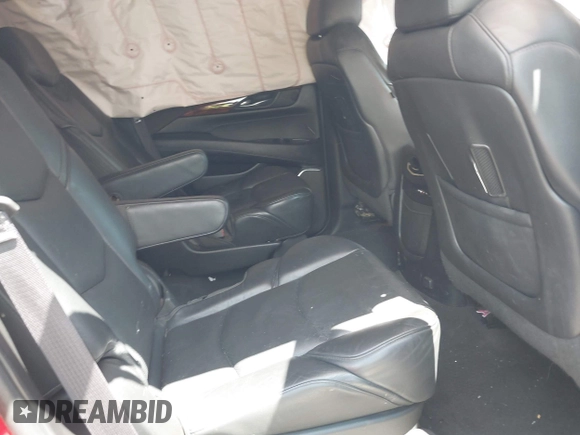 2015 Cadillac Escalade Luxury z VIN 1GYS3BKJ3FR275149, wystawiony jako IAAI lot #42052367 z przebiegiem 111 133 mil mil oraz . Historia ofert i sprzedaży dostępna na DreamBid. Obrazek 8.