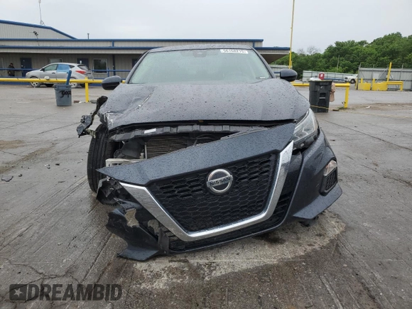 2021 Nissan Altima SV with VIN 1N4BL4DV6MN316465, listed as a Copart auction lot 56168215 with 50,472 mi miles and Salvage title. Bid and sale history available at DreamBid. Image 5.