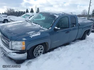 2013 Chevrolet Silverado 1500 Work Truck with VIN 1GCRKPEA8DZ364941, listed as a IAAI auction lot 41574981 with 168,516 mi miles. Bid and sale history available at carsss.com. Image 17.