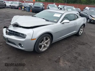 2011 Chevrolet Camaro 1LT with VIN 2G1FB1ED8B9208084, listed as a IAAI auction lot 42523897 with 112,894 mi miles and . Bid and sale history available at DreamBid. Image 2.