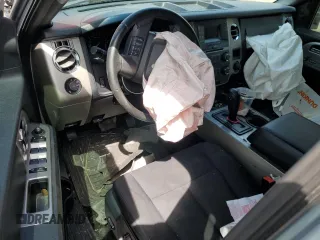 2015 Ford Expedition XLT z VIN 1FMJU1JT3FEF23785, wystawiony jako Copart lot #55993495 z przebiegiem Nie podano mil oraz Szkoda całkowita • Salvage title. Historia ofert i sprzedaży dostępna na DreamBid. Obrazek 8.
