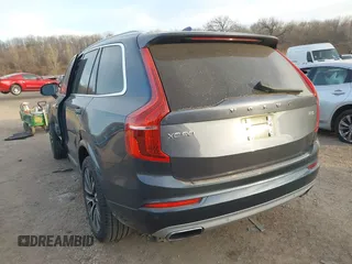 2020 Volvo XC90 Momentum z VIN YV4102CK9L1606826, wystawiony jako IAAI lot #41281218 z przebiegiem 47 122 mil mil oraz . Historia ofert i sprzedaży dostępna na DreamBid. Obrazek 3.