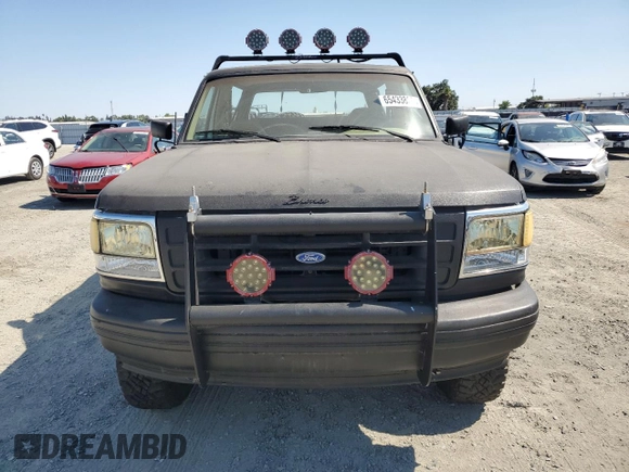 1993 Ford Bronco Custom with VIN 1FMEU15H0PLA22387, listed as a Copart auction lot 65433825 with Not provided miles and Clean title. Bid and sale history available at DreamBid. Image 5.