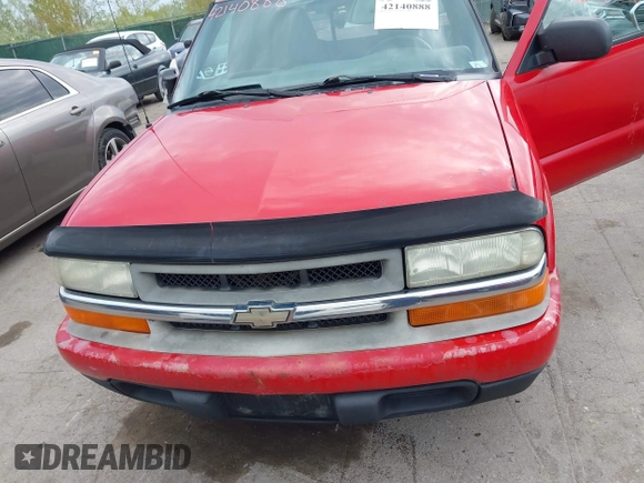 2003 Chevrolet S-10 LS with VIN 1GCCS19X838290264, listed as a IAAI auction lot 42140888 with 134,963 mi miles and . Bid and sale history available at DreamBid. Image 6.