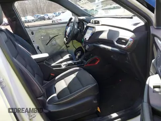 2021 Chevrolet TrailBlazer RS with VIN KL79MUSL2MB174573, listed as a IAAI auction lot 41661917 with 68,646 mi miles. Bid and sale history available at carsss.com. Image 5.
