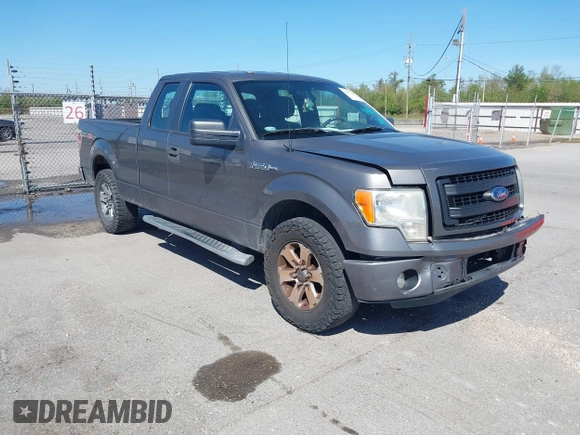 2013 Ford F-150 XL with VIN 1FTFX1CF5DKF69285, listed as a IAAI auction lot 41867360 with 141,111 mi miles. Bid and sale history available at carsss.com. Image 1.