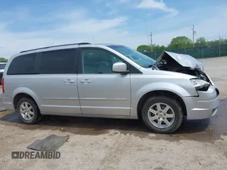 2008 Chrysler Town & Country Touring with VIN 2A8HR54P88R671360, listed as a IAAI auction lot 42104217 with 212,828 mi miles and . Bid and sale history available at DreamBid. Image 13.