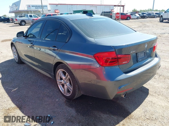 2018 BMW 3 Series с VIN WBA8F1C54JAE92929, выставлен на аукционе IAAI как лот 42236074 с пробегом 87 285 миль миль и . История ставок и продаж доступна на DreamBid. Изображение 3.