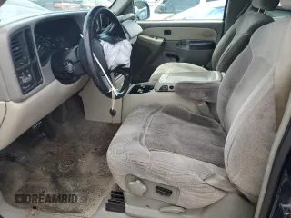 2001 Chevrolet Tahoe LS z VIN 1GNEC13T81J239680, wystawiony jako Copart lot #59090885 z przebiegiem 280 048 mil mil oraz Szkoda całkowita • Salvage title. Historia ofert i sprzedaży dostępna na DreamBid. Obrazek 7.