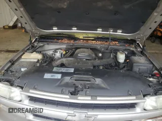 2005 Chevrolet Suburban LT with VIN 3GNEC16Z45G146274, listed as a Copart auction lot 44751375 with 249,658 mi miles and Salvage Title. Bid and sale history available at carsss.com. Image 12.