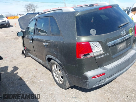 2012 Kia Sorento LX with VIN 5XYKT3A62CG306961, listed as a IAAI auction lot 41858307 with 152,344 mi miles. Bid and sale history available at carsss.com. Image 3.