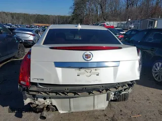 2011 Cadillac CTS Luxury z VIN 1G6DE5EY6B0118591, wystawiony jako IAAI lot #41486928 z przebiegiem 133 763 mil mil oraz . Historia ofert i sprzedaży dostępna na DreamBid. Obrazek 16.
