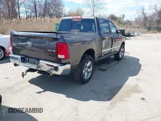 2016 Ram 1500 Big Horn z VIN 3C6RR7LT3GG123977, wystawiony jako IAAI lot #41869762 z przebiegiem 178 415 mil mil oraz . Historia ofert i sprzedaży dostępna na DreamBid. Obrazek 4.