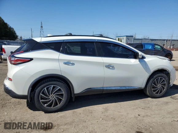 2018 Nissan Murano SV z VIN 5N1AZ2MG0JN188192, wystawiony jako Copart lot #53787465 z przebiegiem 63 445 mil mil oraz Czysty tytuł • Clean title. Historia ofert i sprzedaży dostępna na DreamBid. Obrazek 3.