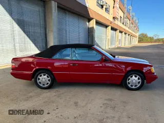 1995 Mercedes-Benz E Class with VIN WDBEA66E9SC279361, listed as a Copart auction lot 88114675 with 114,438 mi miles and Clean Title. Bid and sale history available at carsss.com. Image 12.