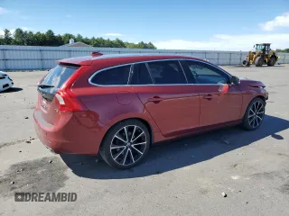 2017 Volvo V60 Premier with VIN YV140MEK9H1368695, listed as a Copart auction lot 69921384 with 99,724 mi miles and Salvage Title. Bid and sale history available at carsss.com. Image 3.