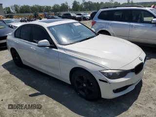 2014 BMW 3 Series 328i z VIN WBA3A5C58EF605710, wystawiony jako Copart lot #60112705 z przebiegiem Nie podano mil oraz Szkoda całkowita • Salvage title. Historia ofert i sprzedaży dostępna na DreamBid. Obrazek 4.