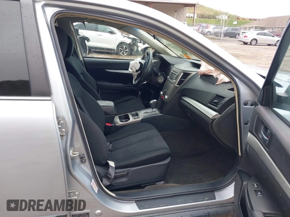 2014 Subaru Outback Premium with VIN 4S4BRBCC3E3288467, listed as a IAAI auction lot 41921864 with 171,264 mi miles and . Bid and sale history available at DreamBid. Image 5.