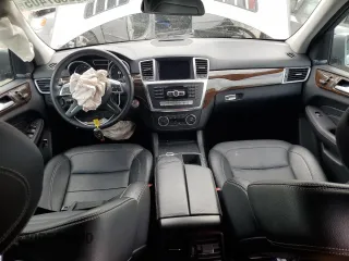 2013 Mercedes-Benz M 350 with VIN 4JGDA5HB2DA265774, listed as a Copart auction lot 62687405 with 85,734 mi miles and Salvage title. Bid and sale history available at DreamBid. Image 8.