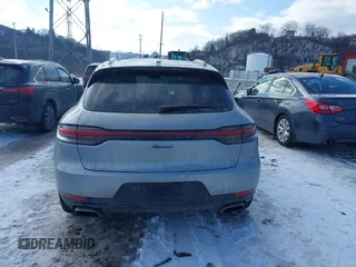2020 Porsche Macan with VIN WP1AA2A57LLB00363, listed as a IAAI auction lot 41329460 with 35,585 mi miles and . Bid and sale history available at DreamBid. Image 16.