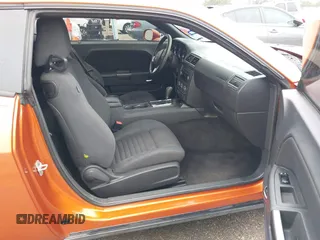 2011 Dodge Challenger z VIN 2B3CJ4DG9BH602419, wystawiony jako IAAI lot #40753257 z przebiegiem 124 282 mil mil oraz . Historia ofert i sprzedaży dostępna na DreamBid. Obrazek 5.