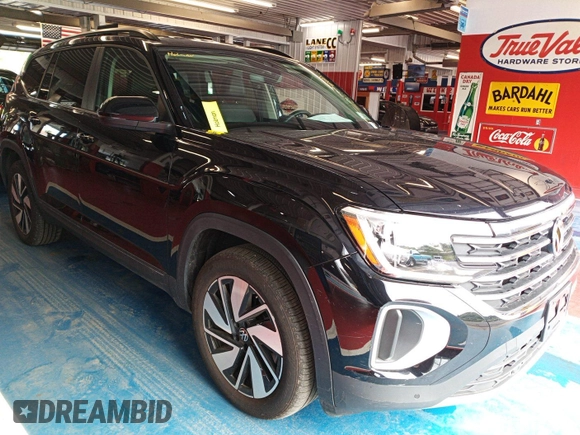 2024 Volkswagen Atlas SE with VIN 1V2HR2CA7RC565025, listed as a IAAI auction lot 42845044 with 25,080 mi miles and . Bid and sale history available at DreamBid. Image 28.