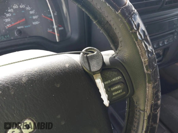 2005 Jeep Wrangler X with VIN 1J4FA39S75P321815, listed as a IAAI auction lot 42736150 with 141,914 mi miles and . Bid and sale history available at DreamBid. Image 11.