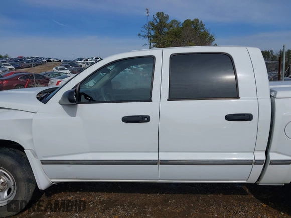 2006 Dodge Dakota ST with VIN 1D7HE28KX6S521235, listed as a IAAI auction lot 41417944 with 122,761 mi miles and . Bid and sale history available at carsss.com. Image 15.