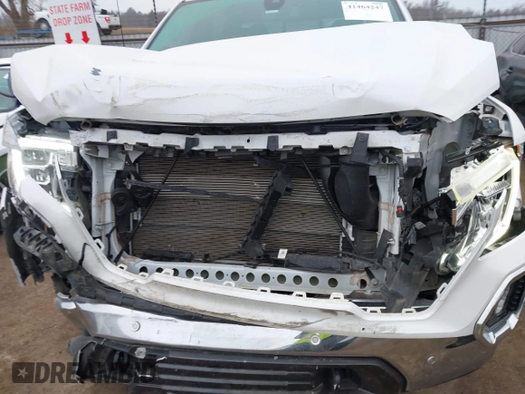 2022 GMC Sierra 1500 SLT z VIN 3GTU9DED4NG180418, wystawiony jako IAAI lot #41464247 z przebiegiem 38 780 mil mil oraz . Historia ofert i sprzedaży dostępna na DreamBid. Obrazek 6.