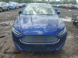2016 Ford Fusion SE with VIN 3FA6P0H72GR260150, listed as a Copart auction lot 55437615 with 130,928 mi miles and Salvage Title. Bid and sale history available at DreamBid. Image 5.