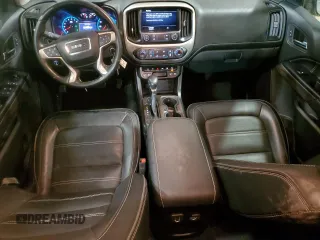2022 GMC Canyon 4WD Denali with VIN 1GTG6EEN5N1112356, listed as a Copart auction lot 87871435 with 25,352 mi miles and Salvage Title. Bid and sale history available at carsss.com. Image 8.