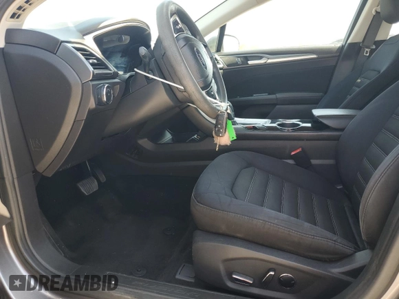 2013 Ford Fusion SE with VIN 3FA6P0H74DR280881, listed as a Copart auction lot 52797455 with 157,110 mi miles and Clean title. Bid and sale history available at DreamBid. Image 7.