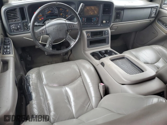 2005 Chevrolet Avalanche LS with VIN 3GNEC12Z95G145773, listed as a Copart auction lot 66265774 with 208,082 mi miles and Non Repairable. Bid and sale history available at carsss.com. Image 8.