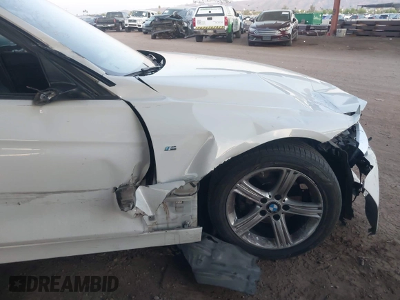 2014 BMW 3 Series 328d with VIN WBA3D3C51EF099116, listed as a IAAI auction lot 42121233 with Not Provided miles and . Bid and sale history available at carsss.com. Image 6.