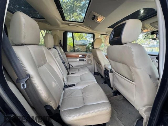 2011 Land Rover LR4 Lux with VIN SALAK2D44BA547043, listed as a Copart auction lot 84567604 with 94,851 mi miles and Clean title. Bid and sale history available at DreamBid. Image 6.