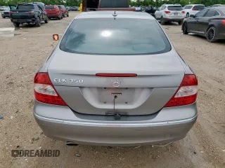 2008 Mercedes-Benz CLK 350 с VIN WDBTJ56H08F254657, выставлен на аукционе Copart как лот 60846535 с пробегом 96 200 миль миль и Списание • Salvage title. История ставок и продаж доступна на DreamBid. Изображение 6.