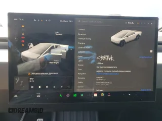 2024 Tesla Cybertruck z VIN 7G2CEHED9RA047674, wystawiony jako Copart lot #52544295 z przebiegiem 1323 mil mil oraz Szkody całkowita. Historia ofert i sprzedaży dostępna na DreamBid. Obrazek 9.