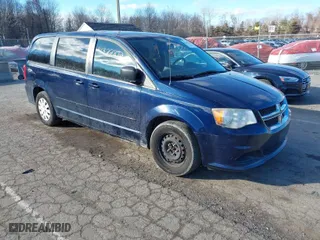 2012 Dodge Grand Caravan SE with VIN 2C4RDGBG3CR235940, listed as a IAAI auction lot 41322892 with 146,789 mi miles. Bid and sale history available at carsss.com. Image 1.