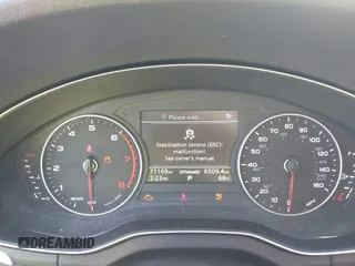 2018 Audi Q5 Premium with VIN WA1ANAFY7J2143407, listed as a IAAI auction lot 41642531 with 71,169 mi miles. Bid and sale history available at carsss.com. Image 7.