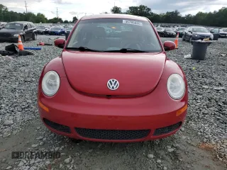 2010 Volkswagen Beetle with VIN 3VWRW3AG9AM025249, listed as a Copart auction lot 56785885 with 85,385 mi miles and Salvage title. Bid and sale history available at DreamBid. Image 5.