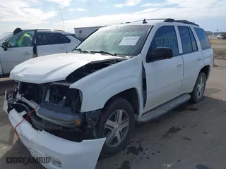 2007 Chevrolet TrailBlazer LS with VIN 1GNDT13S972186722, listed as a IAAI auction lot 41824187 with 184,973 mi miles. Bid and sale history available at carsss.com. Image 17.
