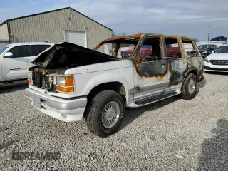 1994 Ford Explorer Eddie Bauer z VIN 1FMDU34X6RUE33709, wystawiony jako Copart lot #44447075 z przebiegiem Nie podano mil oraz Nie do naprawy. Historia ofert i sprzedaży dostępna na DreamBid. Obrazek 1.