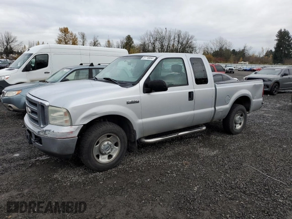 2007 Ford Super Duty F-250 XL with VIN 1FTNX20507EA02465, listed as a Copart auction lot 81718954 with 299,543 mi miles and Clean Title. Bid and sale history available at carsss.com. Image 1.