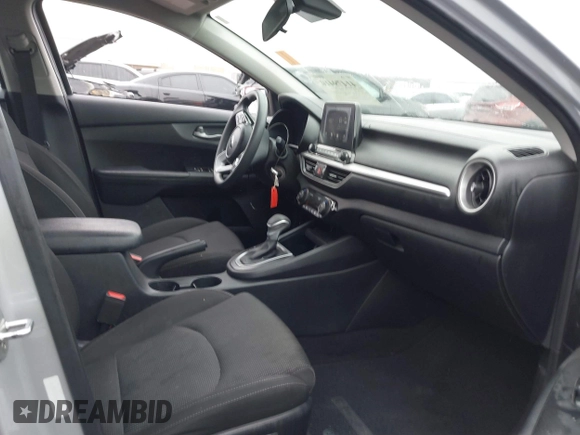 2019 Kia Forte LXS with VIN 3KPF24AD8KE075892, listed as a IAAI auction lot 41479410 with 106,609 mi miles. Bid and sale history available at carsss.com. Image 5.