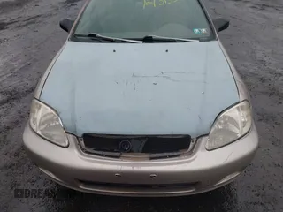 2000 Honda Civic EX z VIN 1HGEJ8645YL011681, wystawiony jako IAAI lot #42325903 z przebiegiem 149 418 mil mil oraz . Historia ofert i sprzedaży dostępna na DreamBid. Obrazek 6.