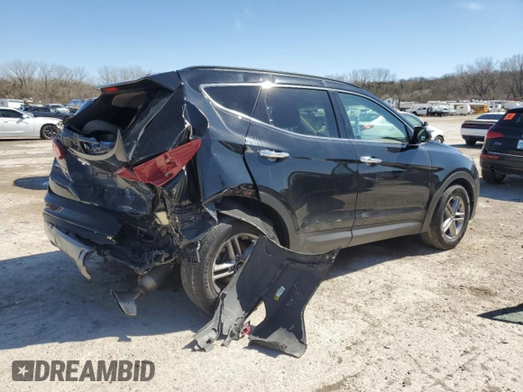 2017 Hyundai Santa Fe 2.4L z VIN 5NMZUDLB4HH032235, wystawiony jako Copart lot #49769775 z przebiegiem 102 655 mil mil oraz Szkoda całkowita • Salvage title. Historia ofert i sprzedaży dostępna na DreamBid. Obrazek 3.